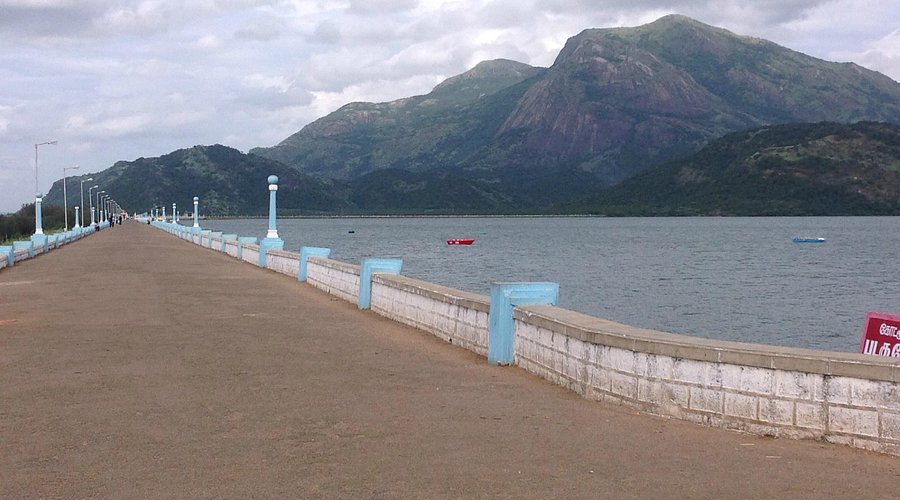 Aliyar Dam